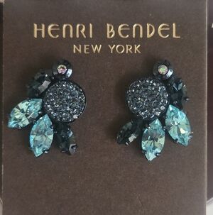 NIB Henri Bendel Teal And Blue Stud Rivet Statement Earrings